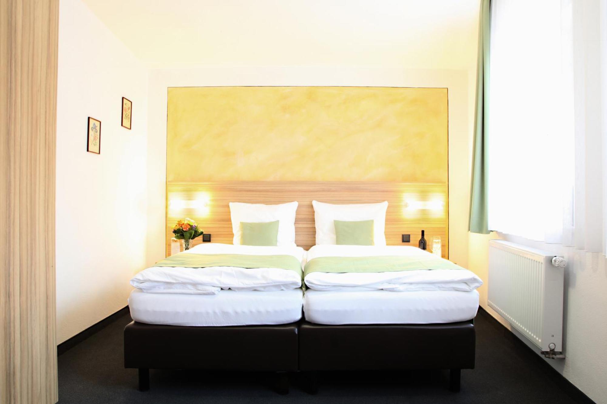Hotel Garni Goldene Traube Bad Windsheim Εξωτερικό φωτογραφία