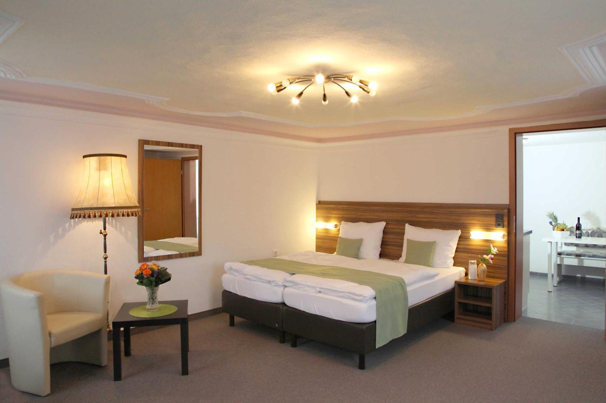 Hotel Garni Goldene Traube Bad Windsheim Εξωτερικό φωτογραφία