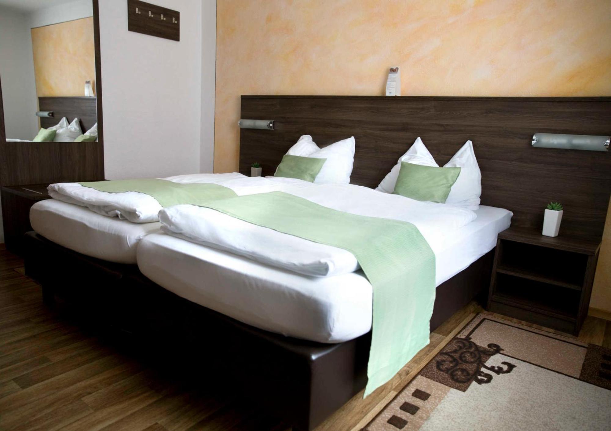 Hotel Garni Goldene Traube Bad Windsheim Εξωτερικό φωτογραφία