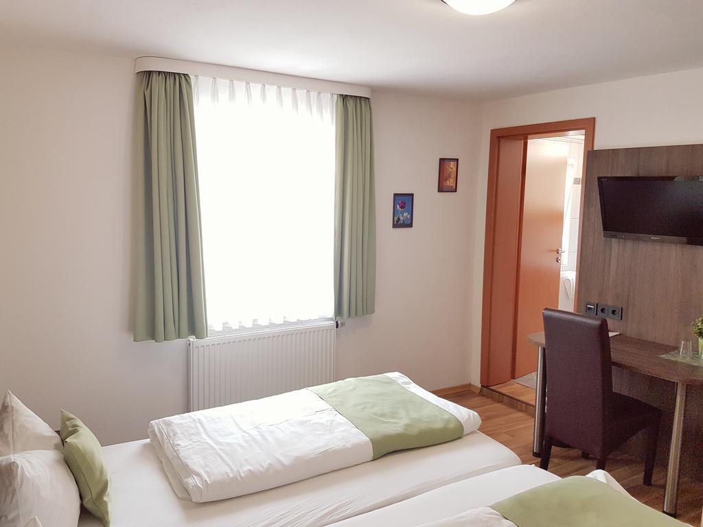 Hotel Garni Goldene Traube Bad Windsheim Εξωτερικό φωτογραφία